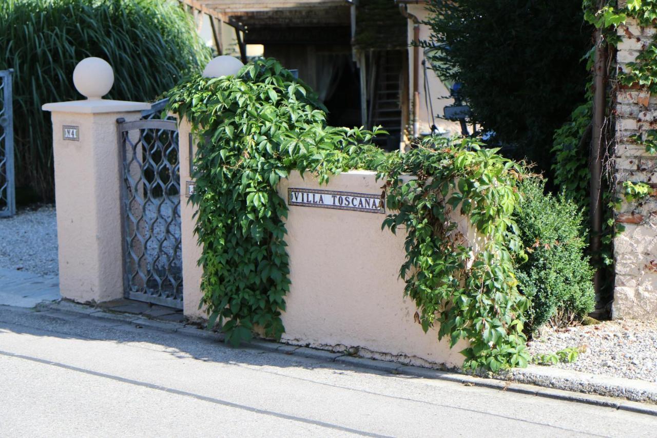 Villa Toscana Moorenweis エクステリア 写真